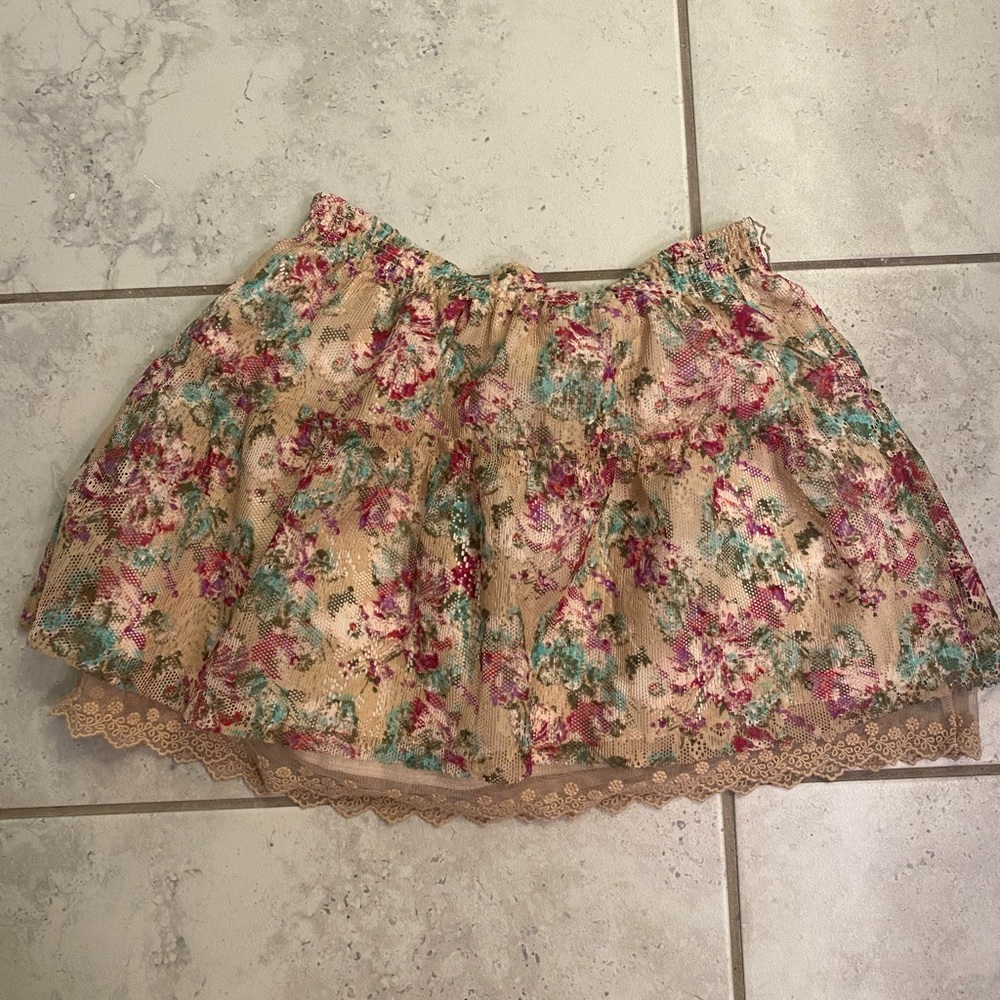 Candies lace detailed skirt.